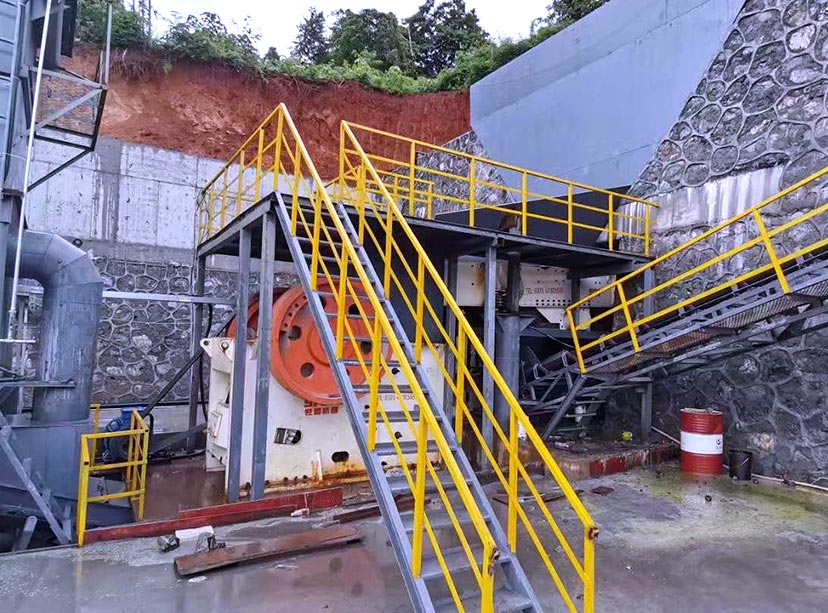 越南一客戶石料生產線現(xiàn)場