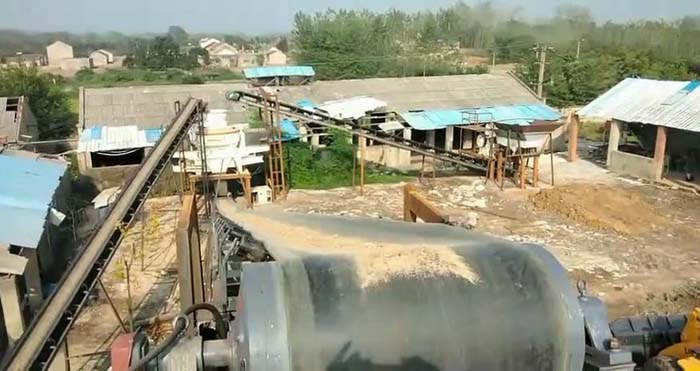 制砂生產(chǎn)線工作現(xiàn)場 制砂生產(chǎn)線工作現(xiàn)場