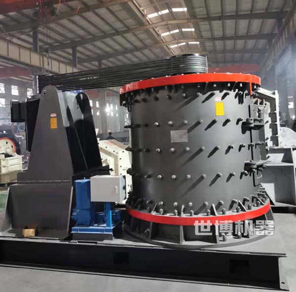 立式板錘制砂機(jī)車間 立式板錘制砂機(jī)車間