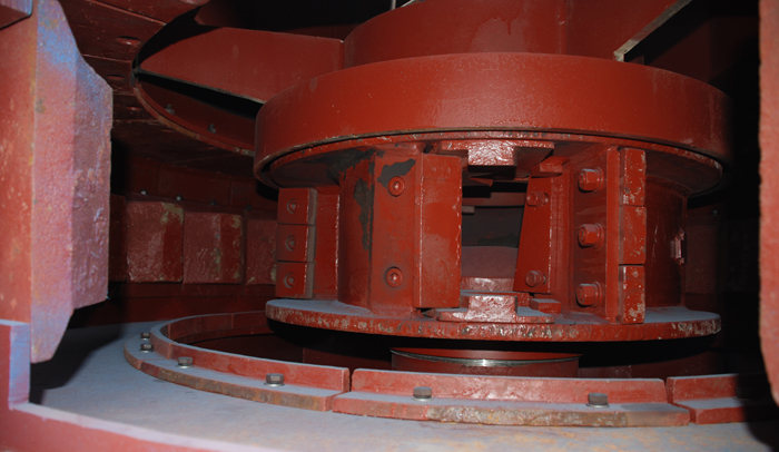 PCL制砂機(jī)內(nèi)部結(jié)構(gòu) PCL制砂機(jī)內(nèi)部結(jié)構(gòu)