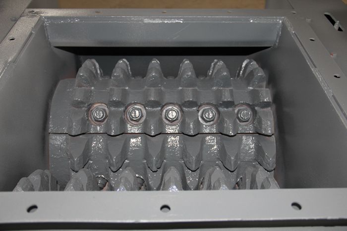 齒輥式破碎機內(nèi)部結(jié)構(gòu) 齒輥式破碎機內(nèi)部結(jié)構(gòu)