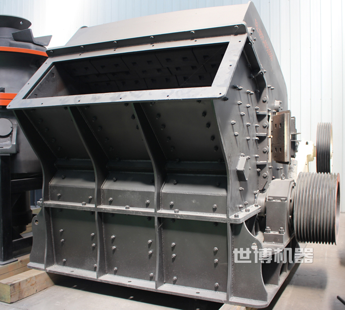 CS5X反擊式破碎機(jī) CS5X反擊式破碎機(jī)