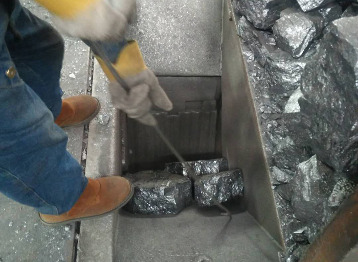 顎破碎煤機進料口 顎破碎煤機進料口