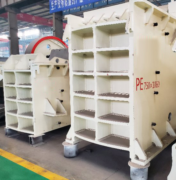 PE750*1060顎破機生產(chǎn)車間 PE750*1060顎破機生產(chǎn)車間