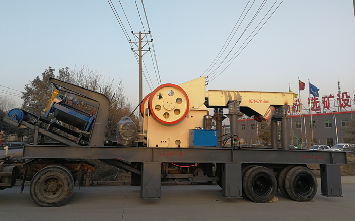 二手車架小型移動破碎車 二手車架小型移動破碎車