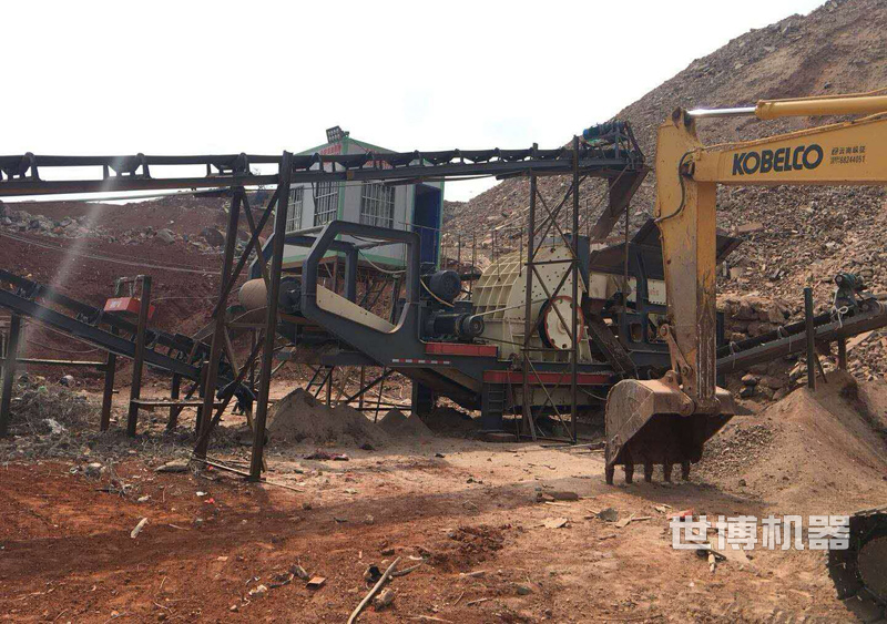 移動(dòng)式重錘破工作現(xiàn)場(chǎng) 移動(dòng)式重錘破工作現(xiàn)場(chǎng)