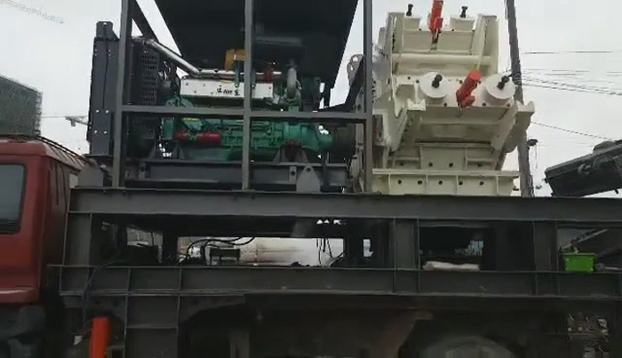 柴油動力反擊式破碎站 柴油動力反擊式破碎站