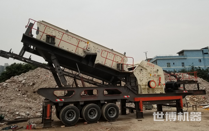 移動(dòng)反擊式破碎站 移動(dòng)反擊式破碎站