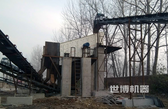 振動篩安裝現(xiàn)場會 振動篩安裝現(xiàn)場會