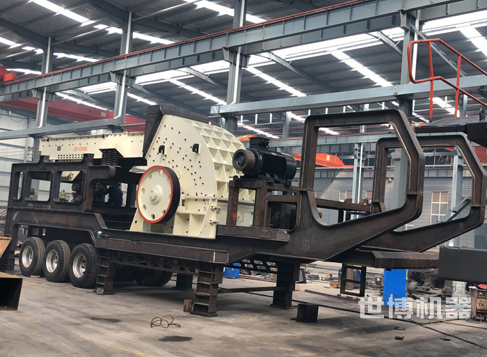 搭載重錘破的輪胎移動破碎站 搭載重錘破的輪胎移動破碎站