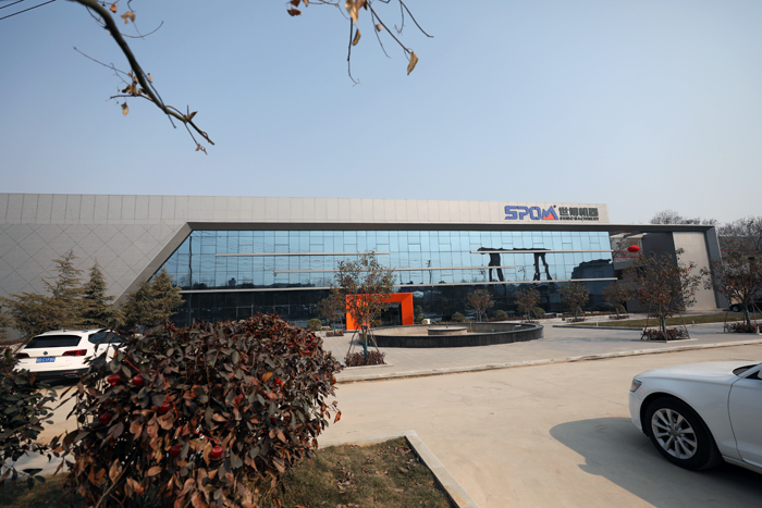 鄭州滎陽世博機(jī)器破碎機(jī)廠 鄭州滎陽世博機(jī)器破碎機(jī)廠