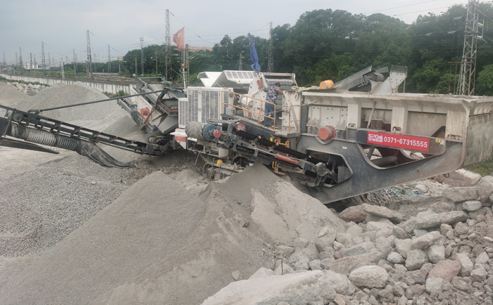 履帶式混凝土破碎站 履帶式混凝土破碎站