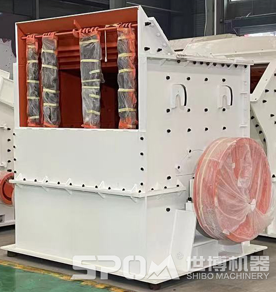 箱式破碎機(jī)生產(chǎn)車間 箱式破碎機(jī)生產(chǎn)車間