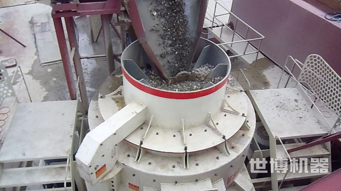 河卵石制砂機工作現場 河卵石制砂機工作現場