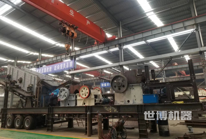 可移動(dòng)式顎式粗破細(xì)破一體機(jī) 可移動(dòng)式顎式粗破細(xì)破一體機(jī)