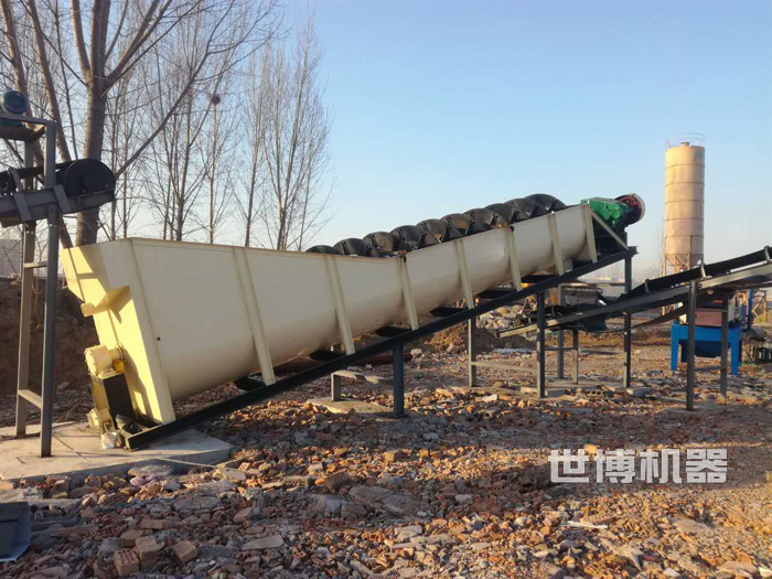 螺旋洗砂機(jī)安裝現(xiàn)場 螺旋洗砂機(jī)安裝現(xiàn)場