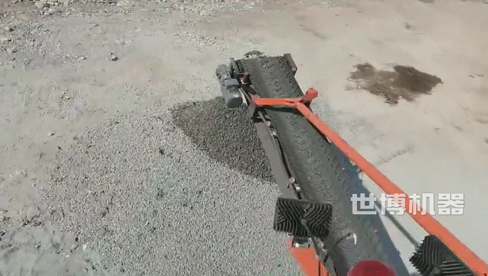 破碎建筑垃圾后篩分出來的沙子 破碎建筑垃圾后篩分出來的沙子