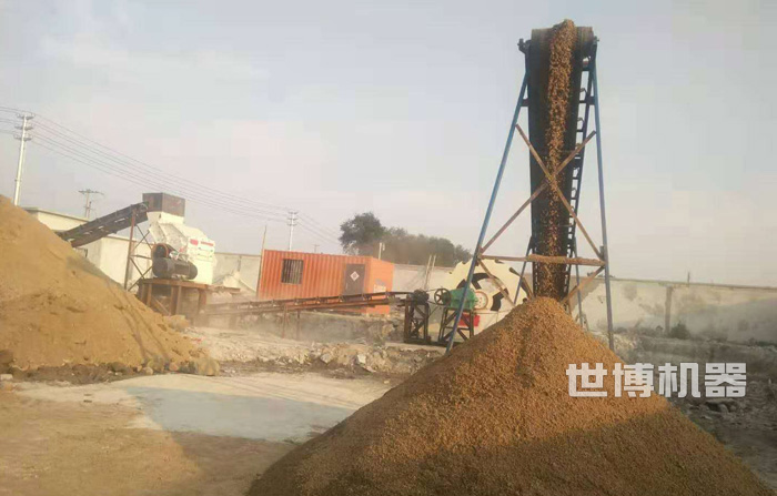 機制砂生產現(xiàn)場 機制砂生產現(xiàn)場