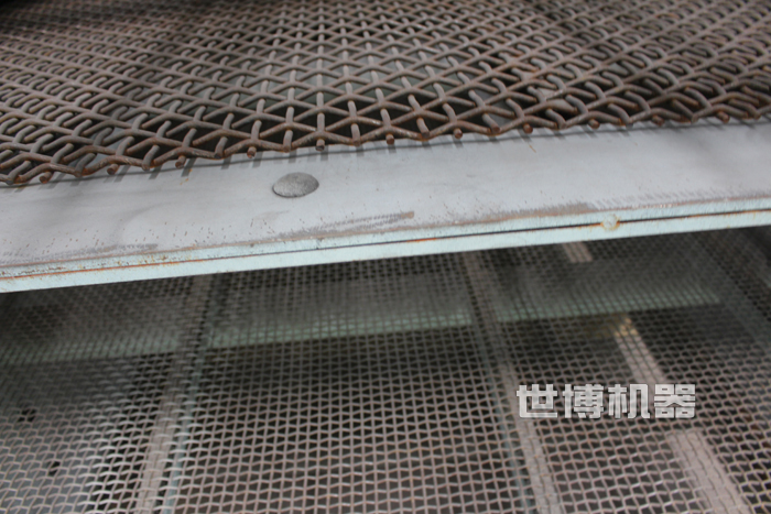 振動篩的兩層篩網(wǎng) 振動篩的兩層篩網(wǎng)