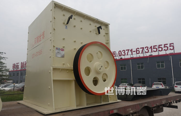 箱式甩錘破碎機 箱式甩錘破碎機