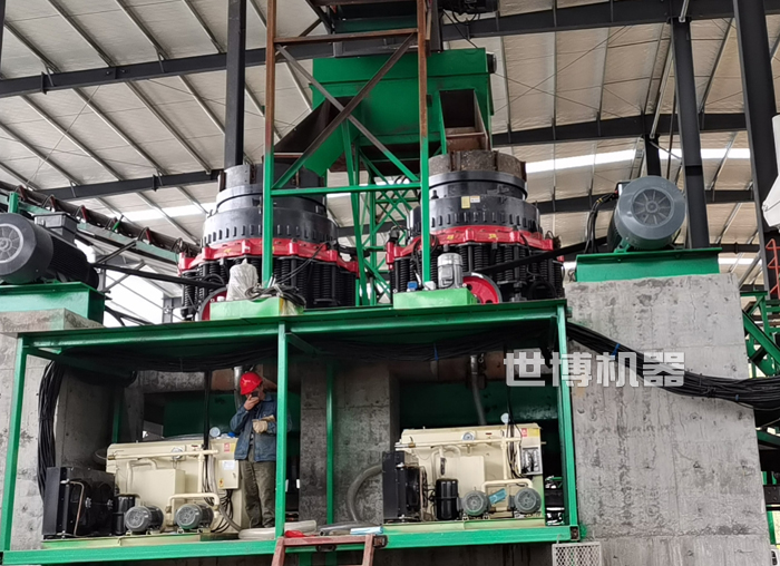 圓錐破碎機(jī) 圓錐破碎機(jī)