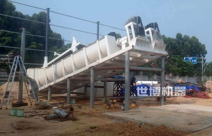 江西省螺旋洗砂機(jī)安裝現(xiàn)場 江西省螺旋洗砂機(jī)安裝現(xiàn)場