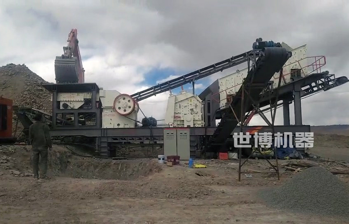 移動(dòng)式反擊破 移動(dòng)式反擊破