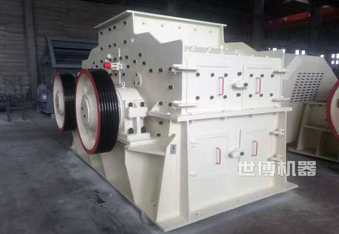 兩百噸每小時的雙轉子錘式制砂機 兩百噸每小時的雙轉子錘式制砂機