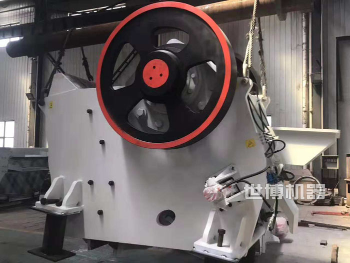 深腔破碎機(jī) JC1100×850 深腔破碎機(jī) JC1100×850