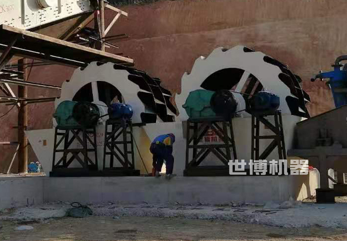 洗砂機(jī)工作現(xiàn)場(chǎng) 洗砂機(jī)工作現(xiàn)場(chǎng)