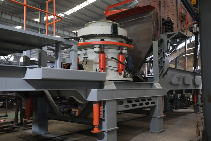 移動式破碎站搭載多缸液壓圓錐破碎機 移動式破碎站搭載多缸液壓圓錐破碎機