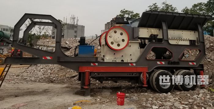 輪胎式建筑垃圾粉碎機(jī) 輪胎式建筑垃圾粉碎機(jī)