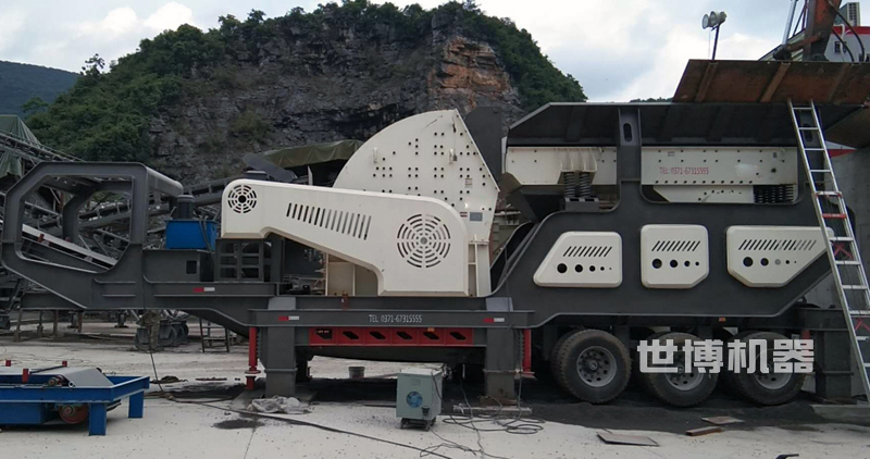 移動式二合一重錘破安裝現(xiàn)場 移動式二合一重錘破安裝現(xiàn)場