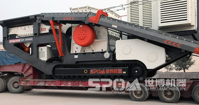 履帶式破碎站裝車發(fā)貨中 履帶式破碎站裝車發(fā)貨中