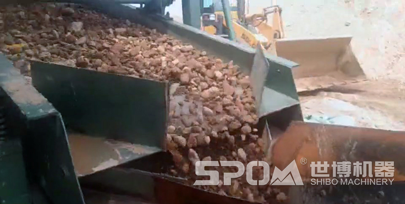 河卵石先經(jīng)過清洗 河卵石先經(jīng)過清洗
