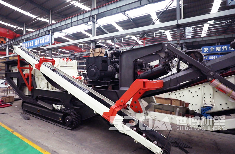 世博機(jī)械的履帶式反擊破生產(chǎn)車間 世博機(jī)械的履帶式反擊破生產(chǎn)車間