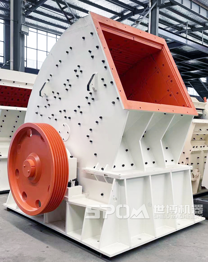 PCZ1620錘式破碎機組裝完成圖 PCZ1620錘式破碎機組裝完成圖