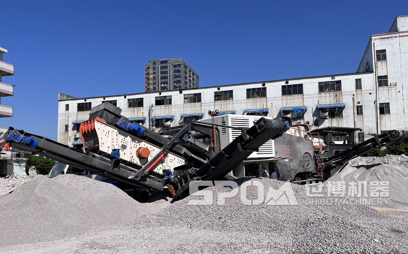 混凝土破碎現(xiàn)場 混凝土破碎現(xiàn)場