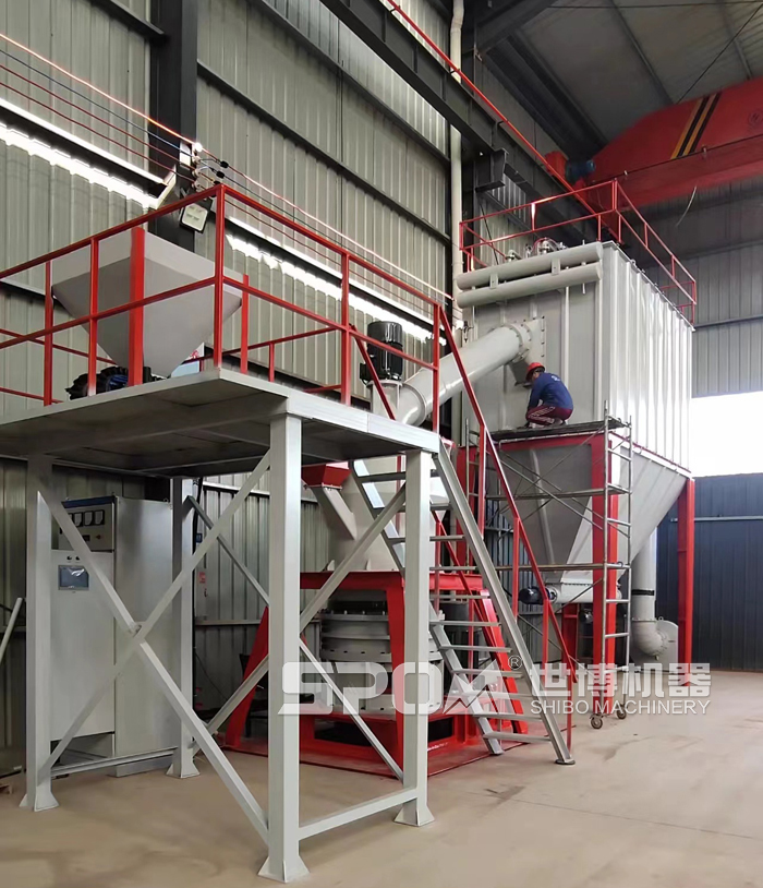 超細(xì)磨粉機工作現(xiàn)場 超細(xì)磨粉機工作現(xiàn)場