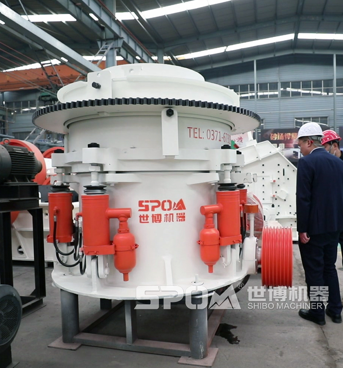 世博機器多缸液壓圓錐破生產(chǎn)車間 世博機器多缸液壓圓錐破生產(chǎn)車間