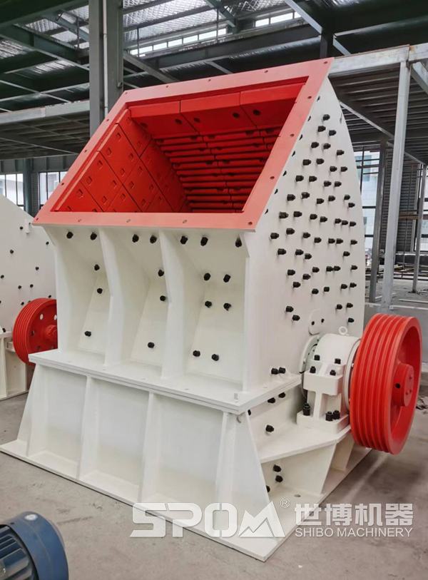 2026錘式破碎機(jī)正面 2026錘式破碎機(jī)正面