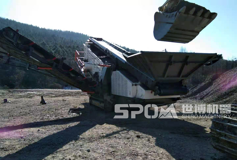 履帶移動式篩分機(jī) 履帶移動式篩分機(jī)